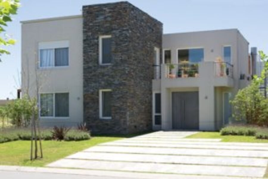 La fachada como representante del contenido.