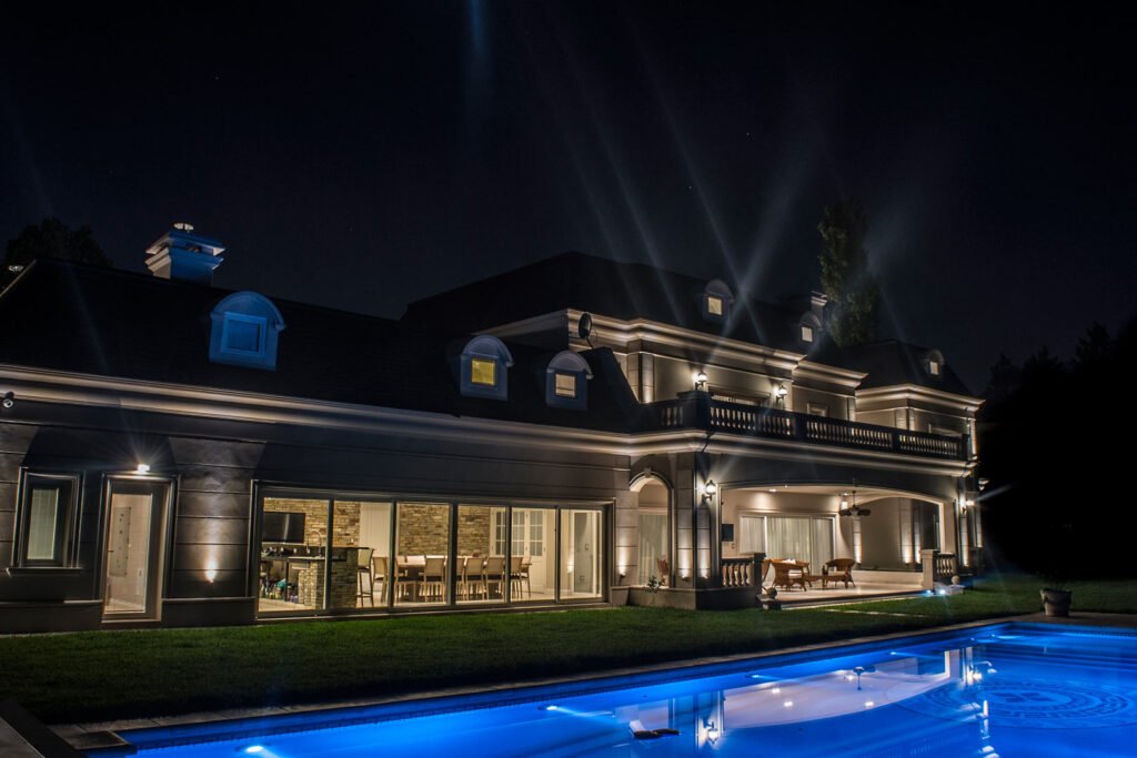 Contrafrente - CF House - Buenos Aires, Canning, Barrio Privado Saint Thomas