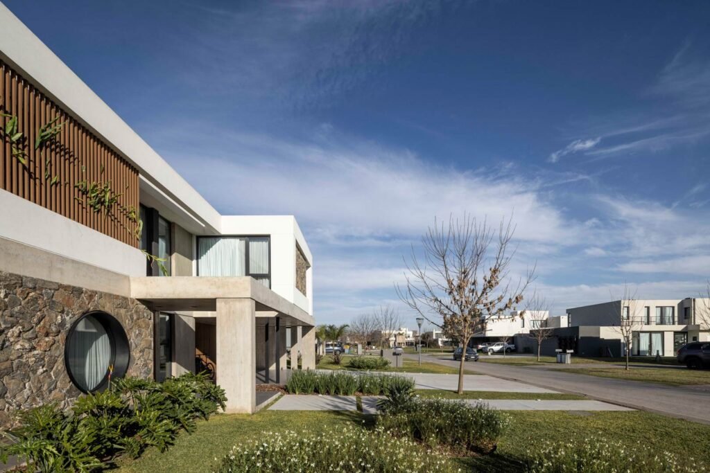 Frente - Casa L591 - Buenos Aires, Gral. Rodriguez, Terravista
