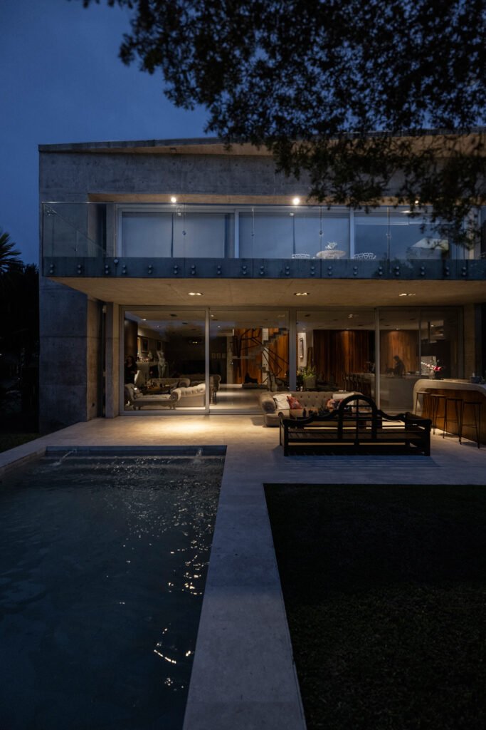 Lateral - Picazo House - Buenos Aires, Urbanización Privada GBA Norte