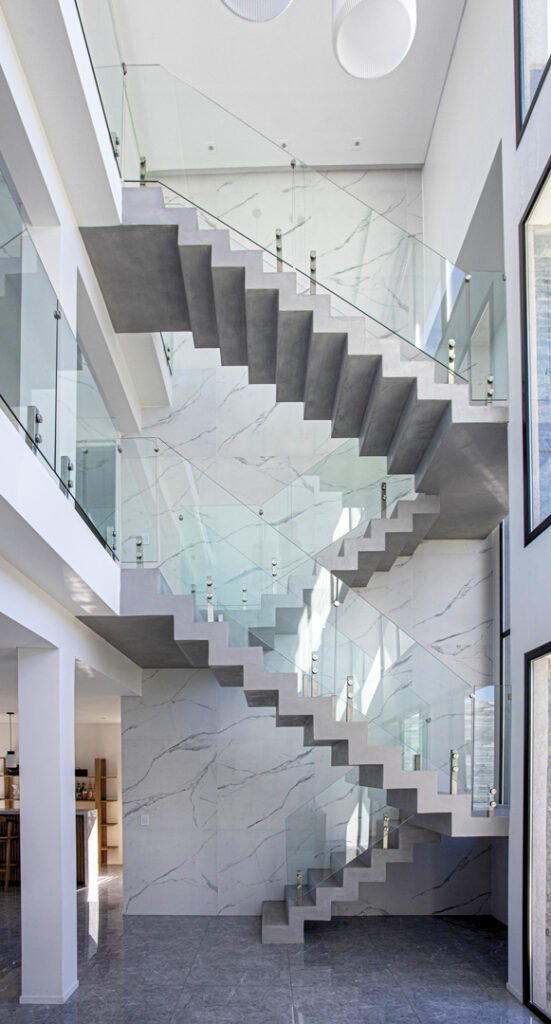Escalera - Casa Atalaya - Buenos Aires, Escobar, Puertos de Escobar, Barrio Marinas