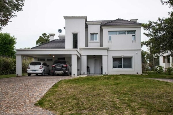 Casa ST 49 - Buenos Aires, Canning, Saint Thomas CC