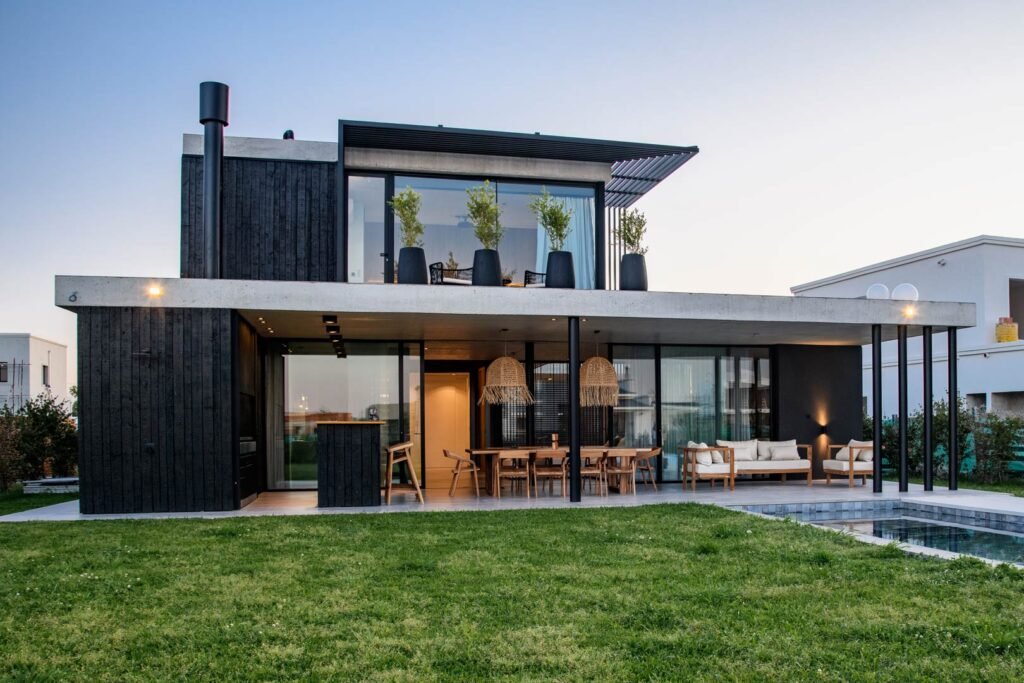 Contrafrente - Casa Bianco - Buenos Aires, Belen de Escobar, Barrio El Naudir