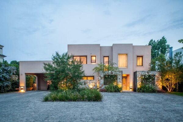 Casa GBA34 - Buenos Aires, Zona Norte, barrio privado