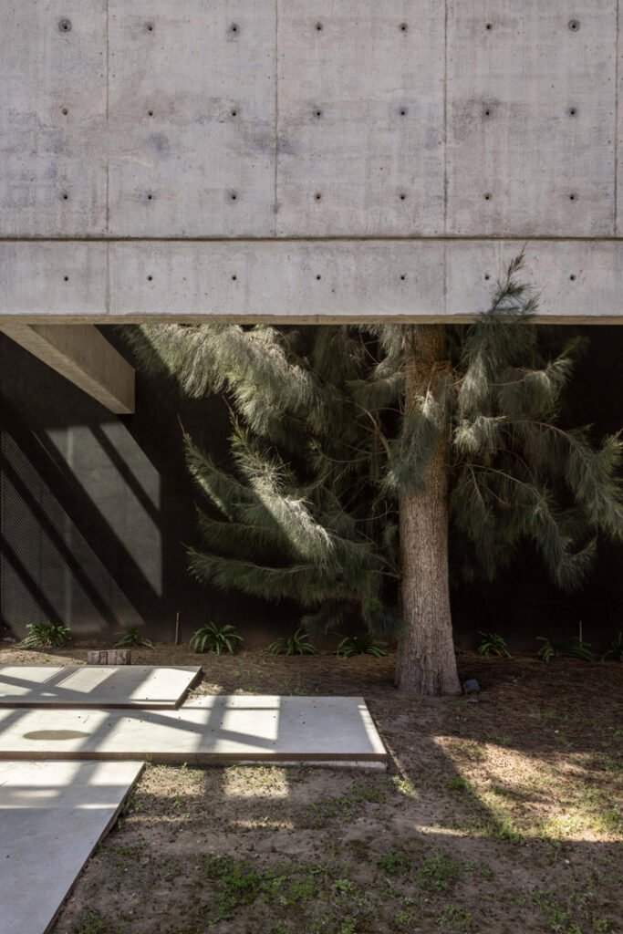 Accesos - Casa House Q - Buenos Aires, City Bell, Quimilar