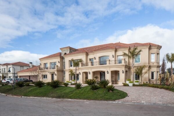 Casa MDQ31 - Buenos Aires, Mar del Plata, Barrio Cerrado zona Bosque Peralta Ramos