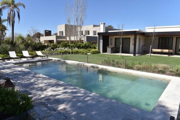 Piscina Pilará III - Buenos Aires, Pilar, Pilará