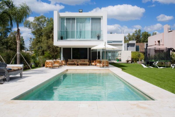 Weston I - Buenos Aires, Francisco Álvarez, Weston