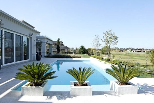 Pilar VI - Buenos Aires, Pilar