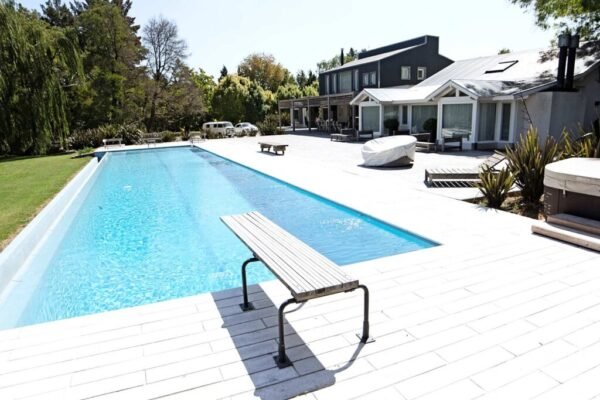 Pilar XIII - Buenos Aires, Pilar