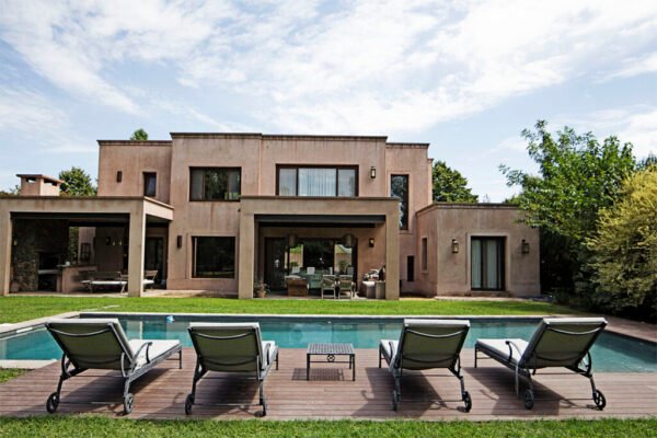 Pilar X - Buenos Aires, Pilar