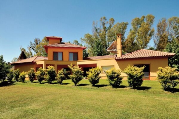 NULL - Buenos Aires, Pilar, La Martinica