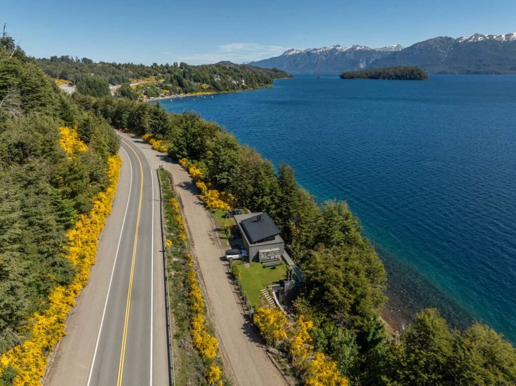 Vista aerea - Casa Patagónica - Neuquen, Vila La Angostura
