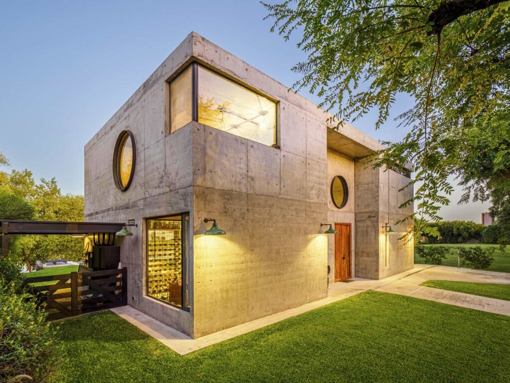 Lateral - Casa Arquitectura Industrial - Buenos Aires, Tigre, Barrio Privado San Isidro Labrador