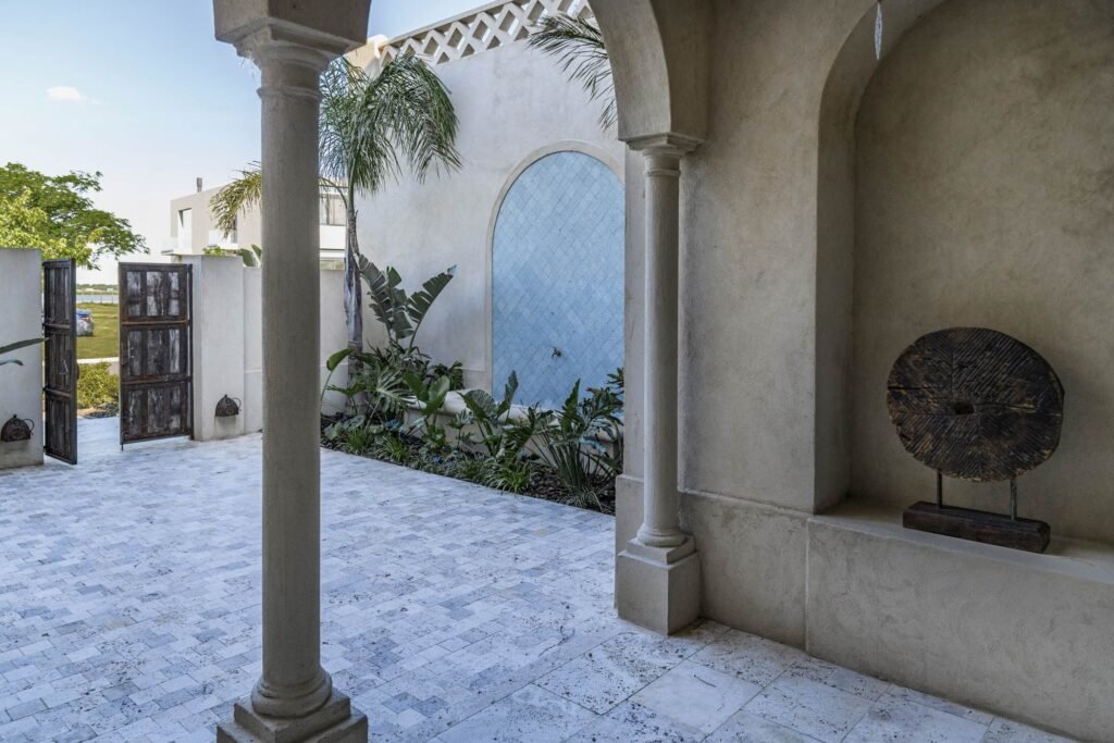 Patio interno - Casa Aires del Morocco - Buenos Aires, Escobar, Puertos del Lago, Barrio Costas