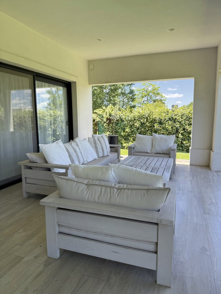 Galería - Casa A-V - Córdoba. Río Cuarto Barrio Golf Sur