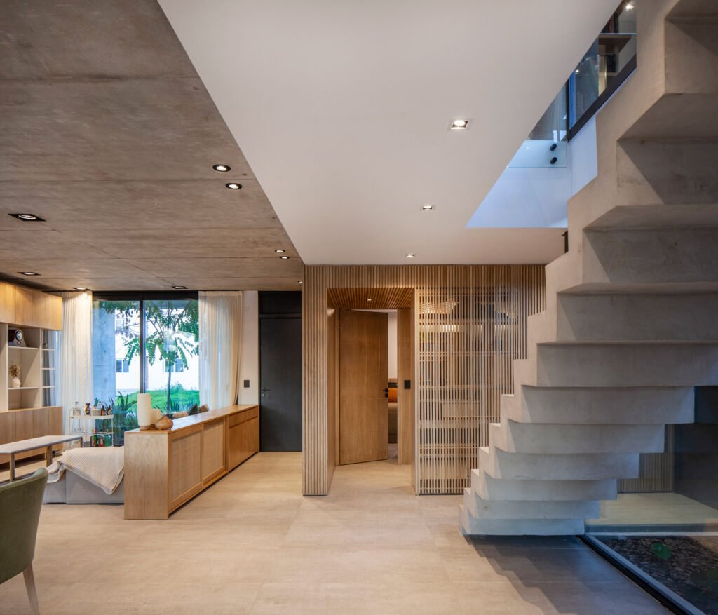 Escalera - ARA174 - Buenos Aires, Belén de Escobar, Puertos del Lago