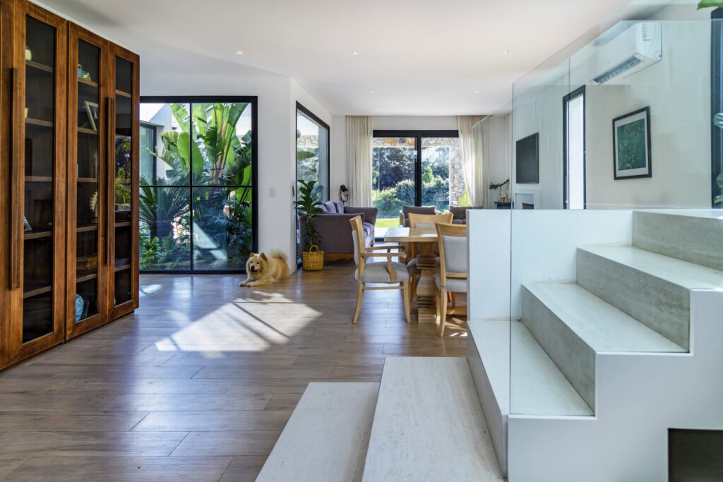 Escalera - Casa Los Puentes - Buenos Aires, Tigre, Nordelta, Barrio Los Puentes